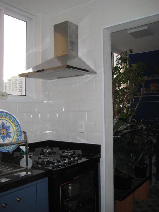 Quarto Com Banheiro Privativo *