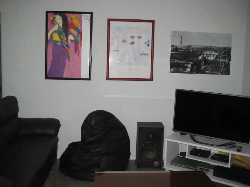 Quarto Com Banheiro Privativo * São Paulo