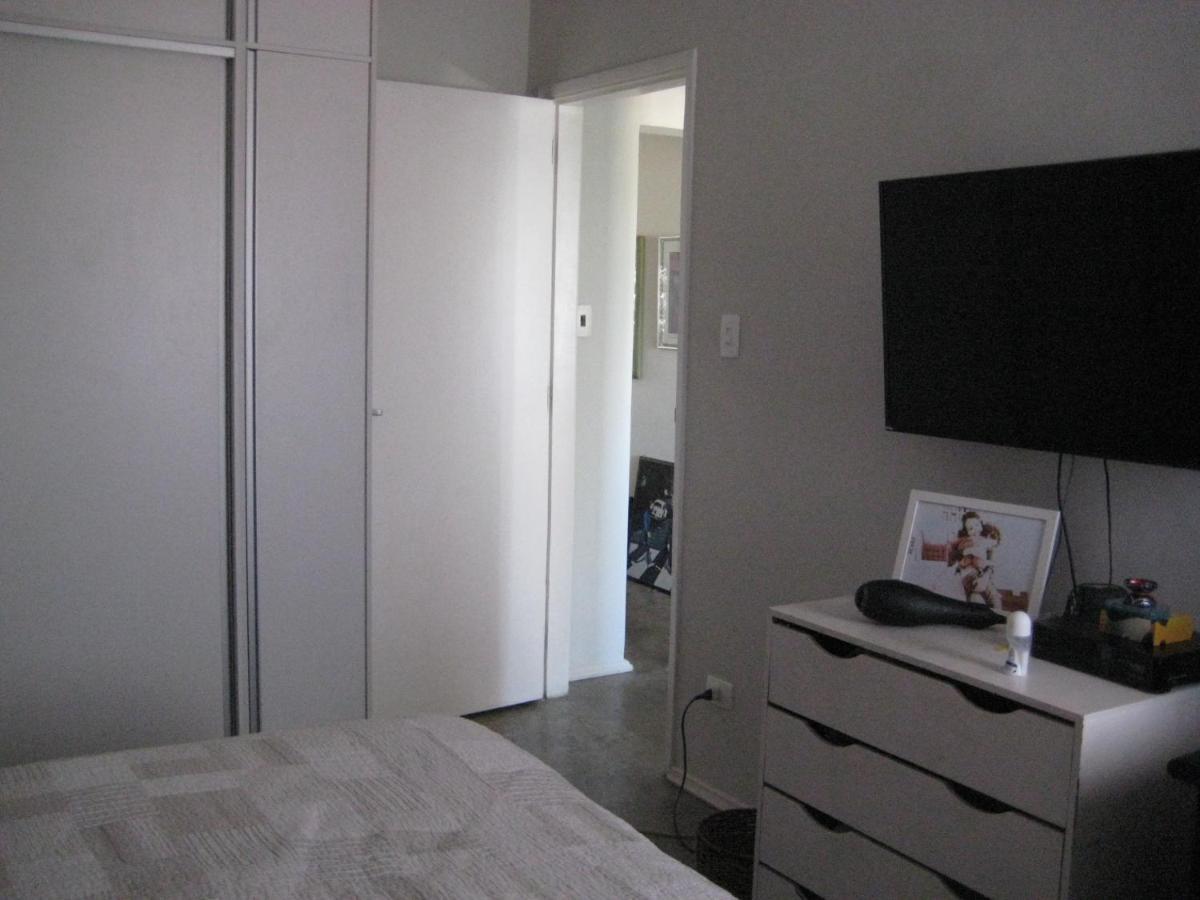 Hospedagem domiciliar Quarto Com Banheiro Privativo